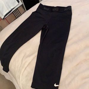 Nike crop leggings